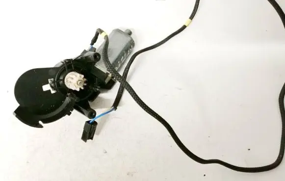 Mercedes-Benz C W203 Seat adjustment motor a2038201942 420252