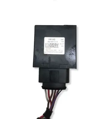 Volkswagen Golf VII Fuel injection pump control unit/module 5Q0906121N