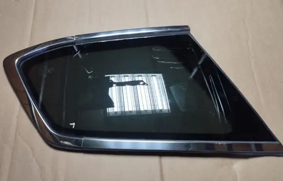 Honda Accord Rear side window