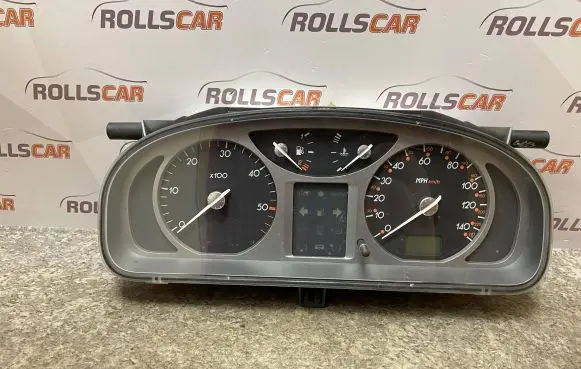 Renault Laguna II Speedometer (instrument cluster) 8200218880 7N0GZD63