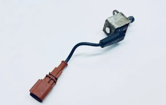 Skoda Octavia Mk3 (5E) Turbo solenoid valve 04L907284