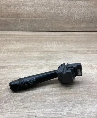 Volvo S60 Indicator stalk 30768097
