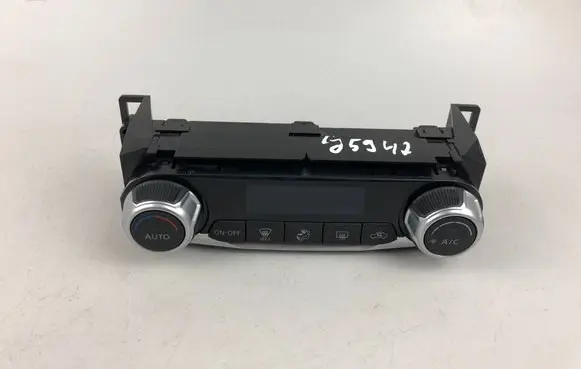 Nissan Juke II F16 Climate control unit 275005FA5A 27500-5FA5A