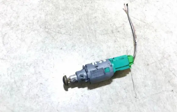 Clutch pedal sensor