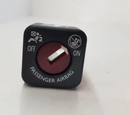 Peugeot 3008 I Passenger airbag on/off switch 9641391277