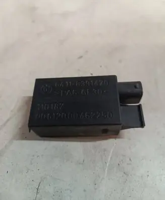 BMW 3 E46 AUC sensor 8391470