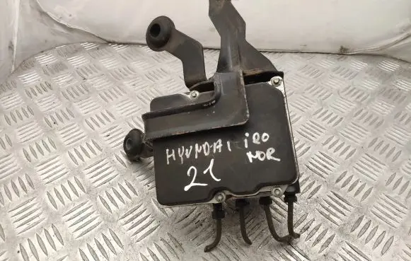 Hyundai i20 (PB PBT) ABS Pump 589101J200 0265238004