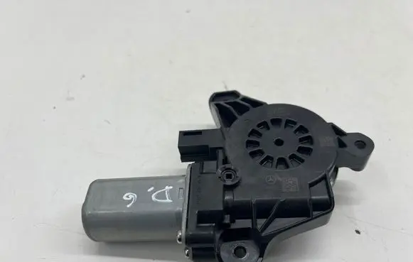 Mercedes-Benz GLE W167 Rear door window regulator motor A0009060908