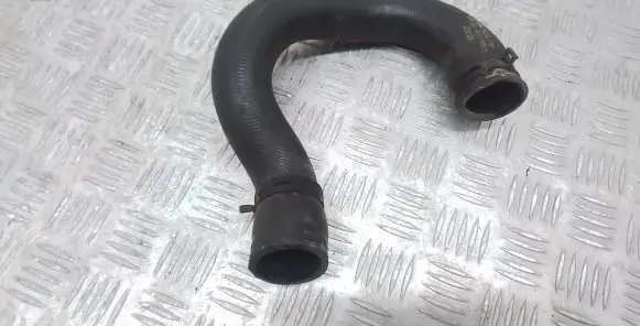 Volkswagen Crafter Engine coolant pipe/hose 076121063E