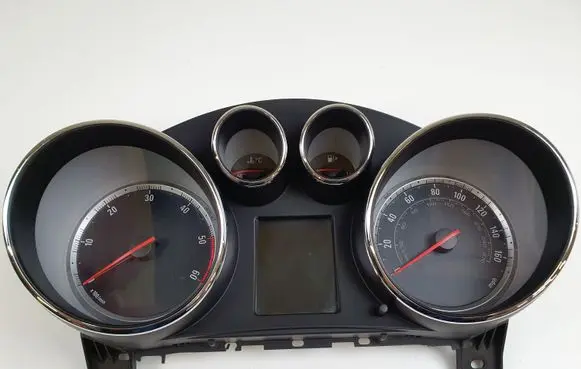 Opel Insignia A Speedometer (instrument cluster) 13333351