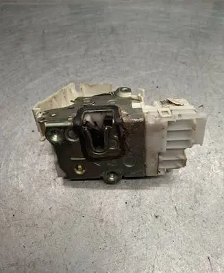 Mercedes-Benz ML W164 Front door lock 1697202835