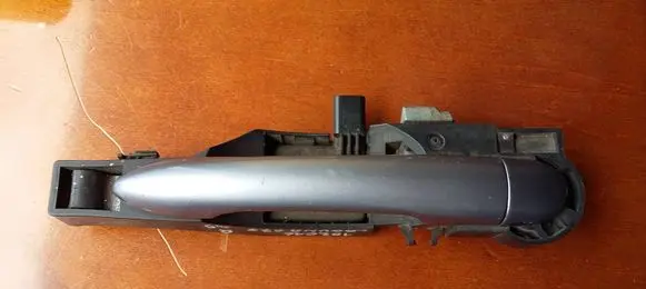 Renault Laguna III Front door exterior handle 226526