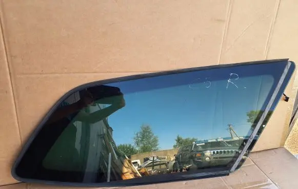 Citroen C5 Rear side window