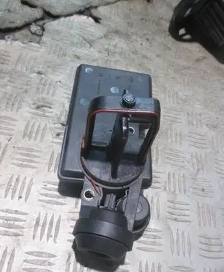 BMW 5 E60 E61 Electric throttle body valve 7544806