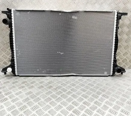 Audi Q3 8U Coolant radiator 4N0121251C