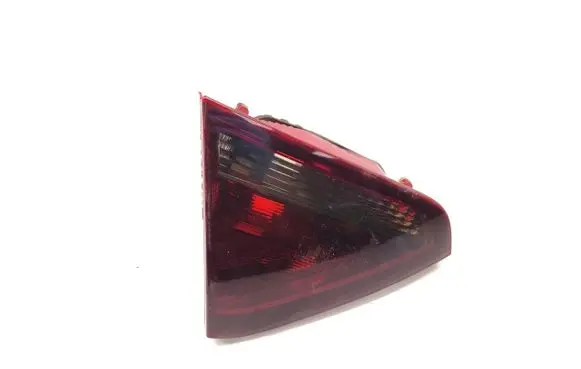 Audi A5 8T 8F Tailgate rear/tail lights 8T0945093