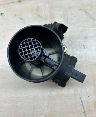 Mercedes-Benz E W211 Mass air flow meter A6460940048