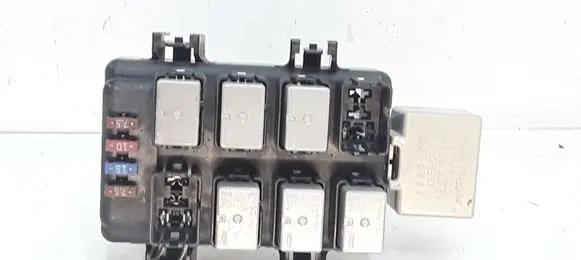 Subaru Impreza III Fuse module E11020100