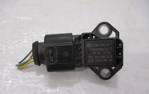 Nissan Juke I F15 Air pressure sensor 0281002997