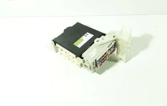 Toyota Prius+ (ZVW40) Central body control module 8922147251 8273047441 2380003292