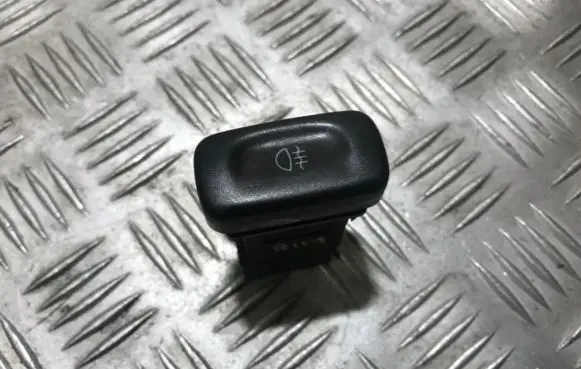 Nissan Primera Fog light switch 