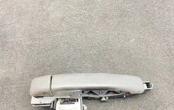 Nissan NV400 Front door exterior handle 806068194R