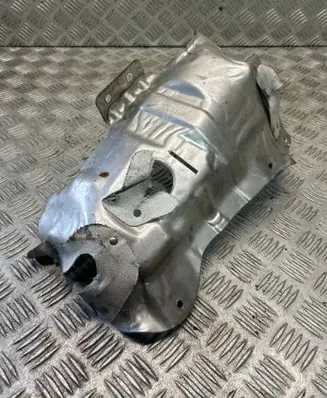 BMW 2 F45 Exhaust heat shield 8604701