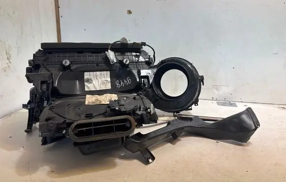 BMW X3 G01 Interior heater climate box assembly 7942068