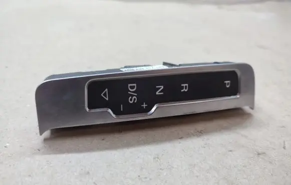 Audi A5 Sportback 8TA Gear shift selector indicator 8R17134633Q7