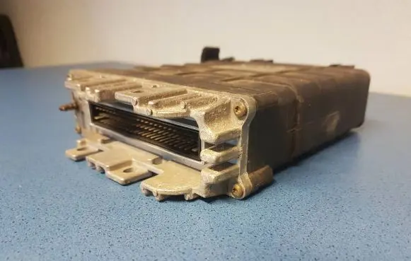 Volkswagen PASSAT B4 Engine control unit/module 028906021AK 28SA2506 0281001312