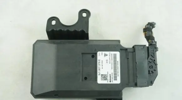 Porsche Taycan 9J1 Suspension control unit/module 9J1907376E A2C7835101600