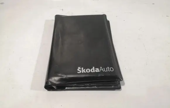 Skoda Octavia Mk2 (1Z) Owners service history hand book 