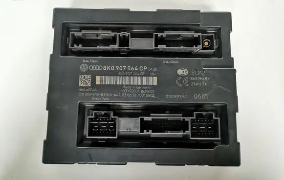 Audi A5 8T 8F Comfort/convenience module 8K0907064CP