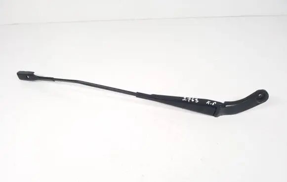 Audi A4 S4 B8 8K Front wiper blade arm 8K1955407