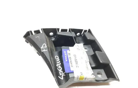 Volvo V40 Front bumper mounting bracket 31425109