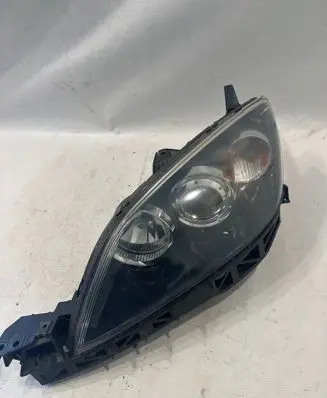 Mazda 3 I Headlight/headlamp P2951