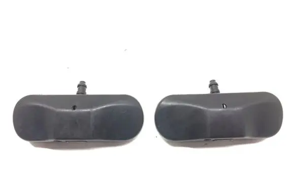Windshield washer spray nozzle