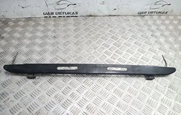 Volkswagen Golf III Air flow deflector 
