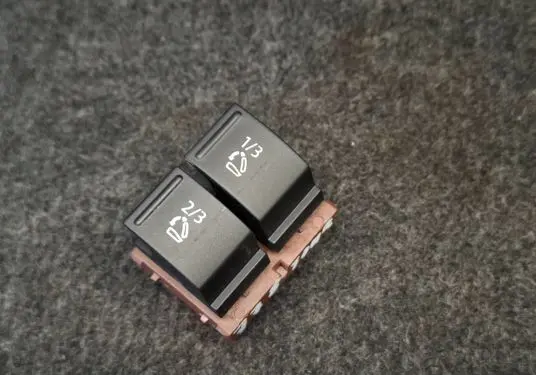Volkswagen Touareg II Seat control switch 7P6959519