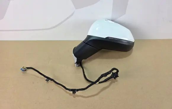 BMW 2 Active Tourer U06 Front door electric wing mirror 