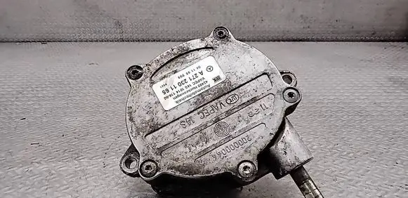Mercedes-Benz C W203 Vacuum pump A2712301165