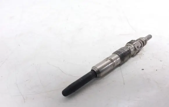 Audi A4 S4 B5 8D Glow plug 0250202022