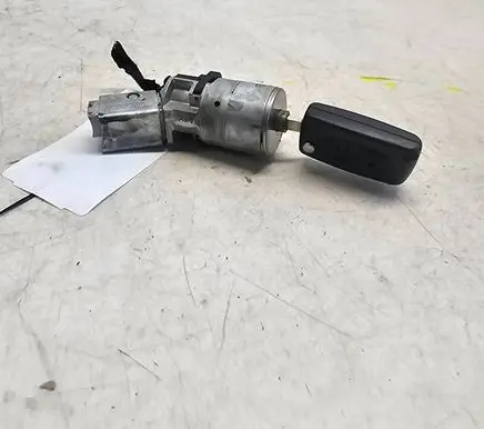 Peugeot 3008 I Ignition lock 36410600