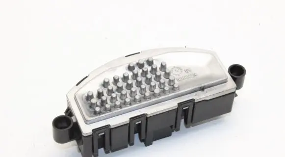 Audi TT TTS RS Mk3 8S Heater blower motor/fan resistor 5Q0907521E