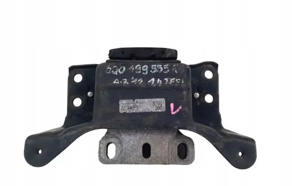 Volkswagen Golf VII Engine mount bracket 5Q0199555R
