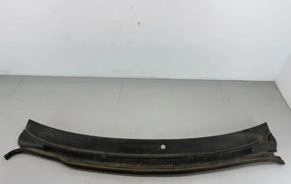 Volkswagen Transporter - Caravelle T5 Wiper trim 7H1819403A