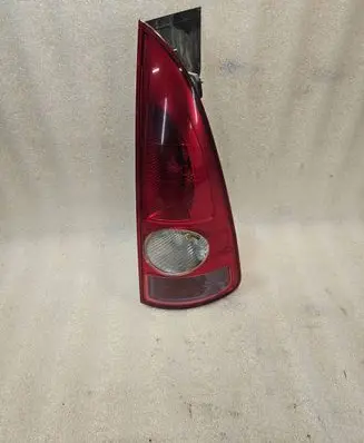 Renault Espace IV Rear/tail lights 8200027152