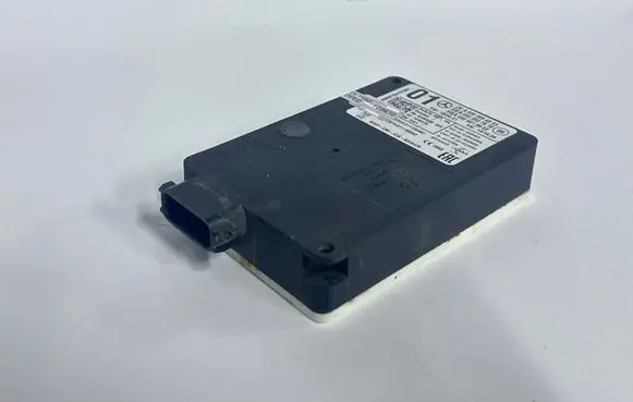 Mercedes-Benz E W213 Blind spot module A0009054503 A0009018802 A0009027516
