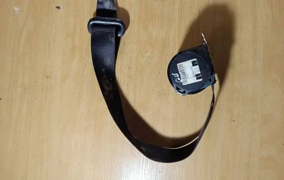 Mitsubishi Colt Rear seatbelt 602441500 041112