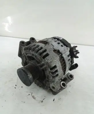 BMW 3 E90 E91 Generator/alternator 7550967